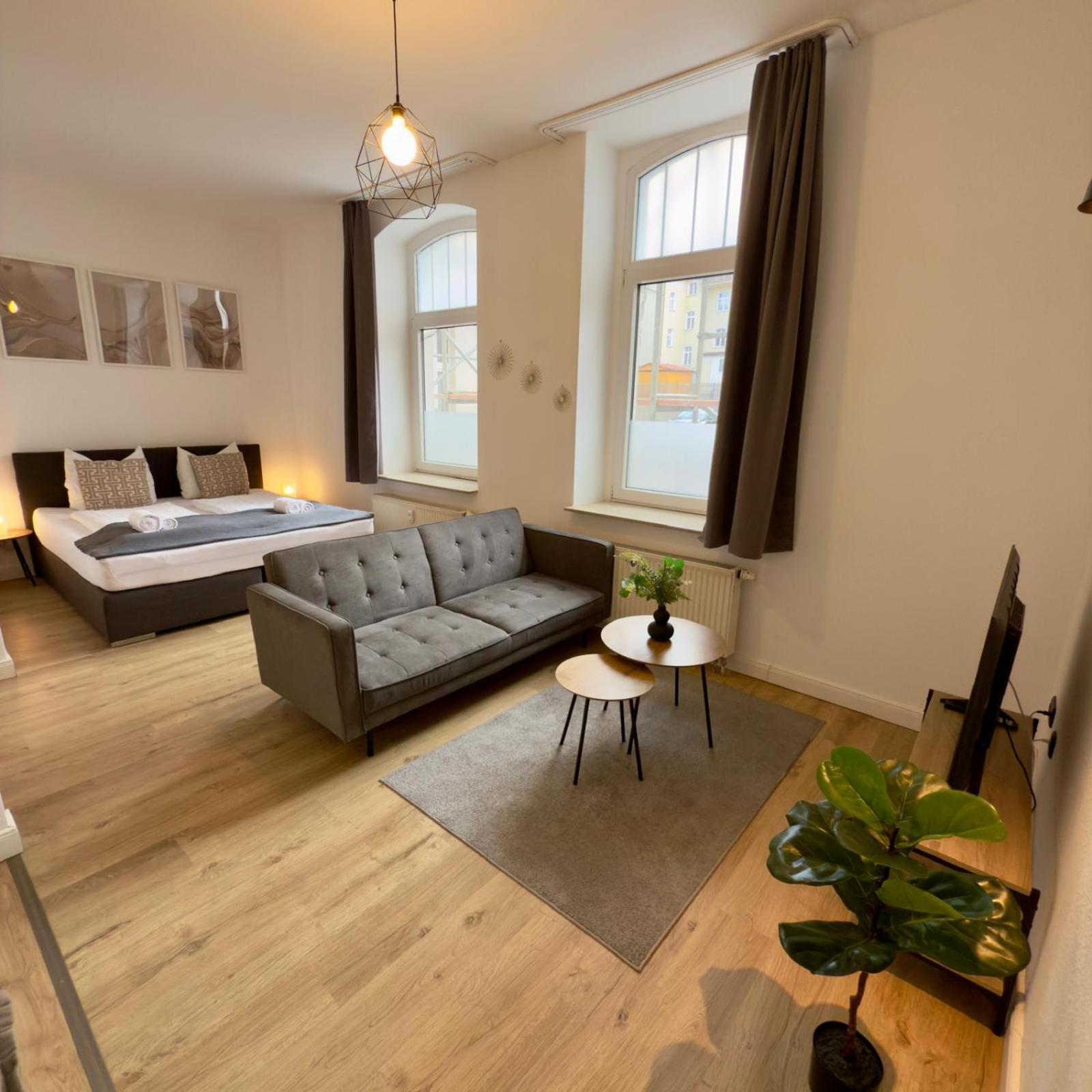 Raha Apartments - Modernes Studio-Apartment - Hbf - Gratis Parkplatz 에르푸르트 외부 사진